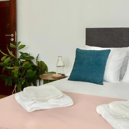 Do Arquinho Ii- By Vinteoito Apartment